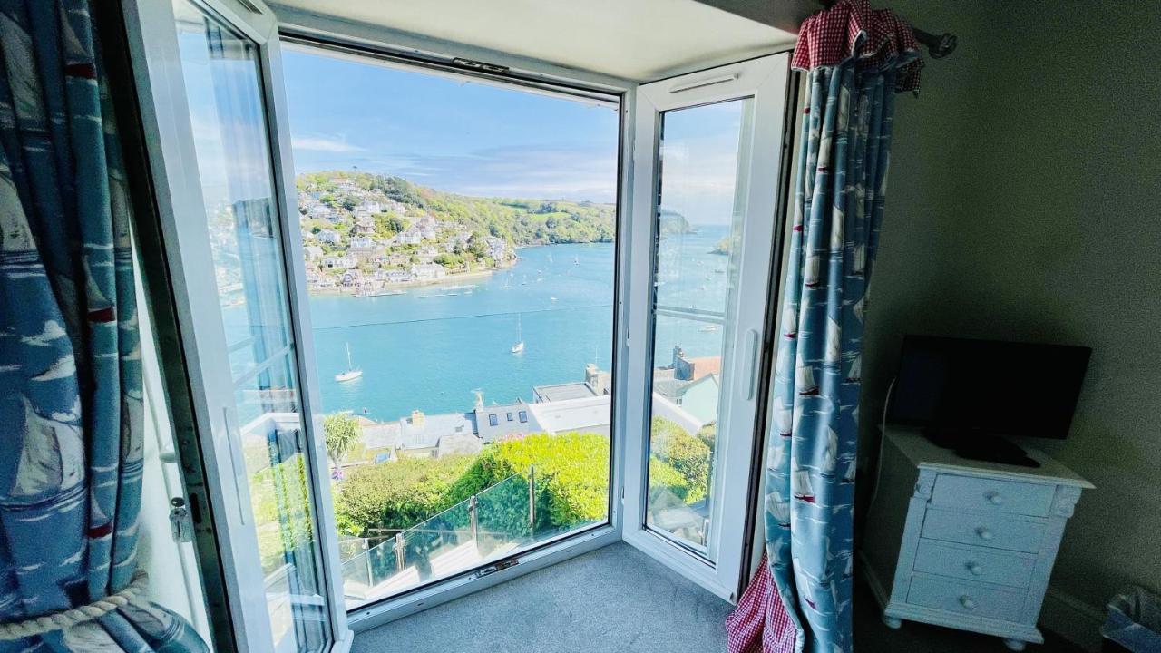 Villa Out To Sea - Stunning Views, Elevated Position With Onsite Parking Dartmouth Exterior foto